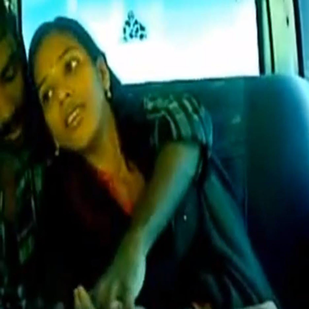 ஓடும் காரில் காய் கசக்கி கார் செக்ஸ் வீடியோ - Tamil Car Sex |  lomaster-spb.ru